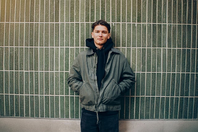 Ticket Reselling Ari Bajgora