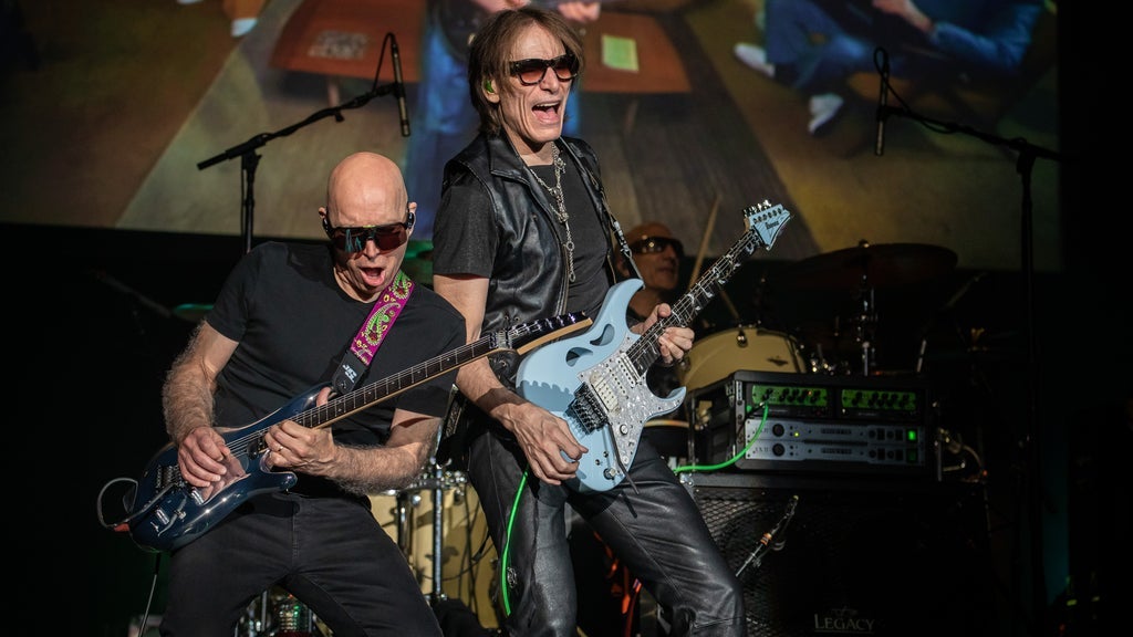 SatchVai Band Ft Joe Satriani & Steve Vai with Animals As Leaders