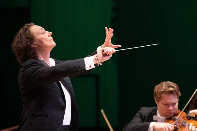 Stutzmann Conducts Schubert's Great Symphony presales in Atlanta
