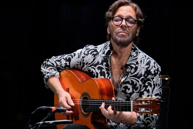 Al Di Meola: The Guitarchitect presale information on freepresalepasswords.com
