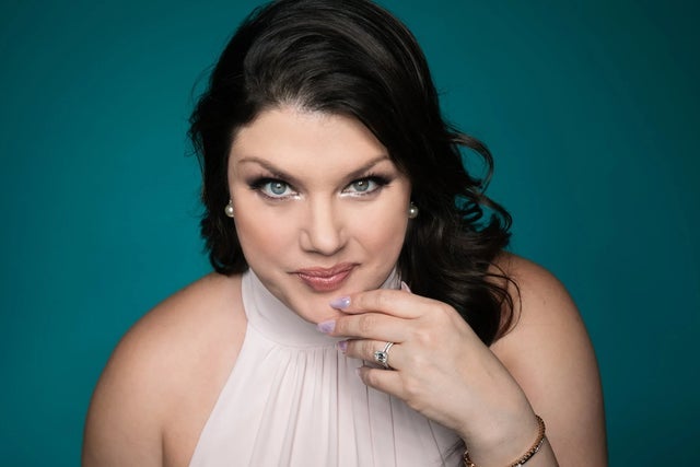 Presales to "i am in love" jane monheit sings cole porter: members use these when buying pre-sale tickets