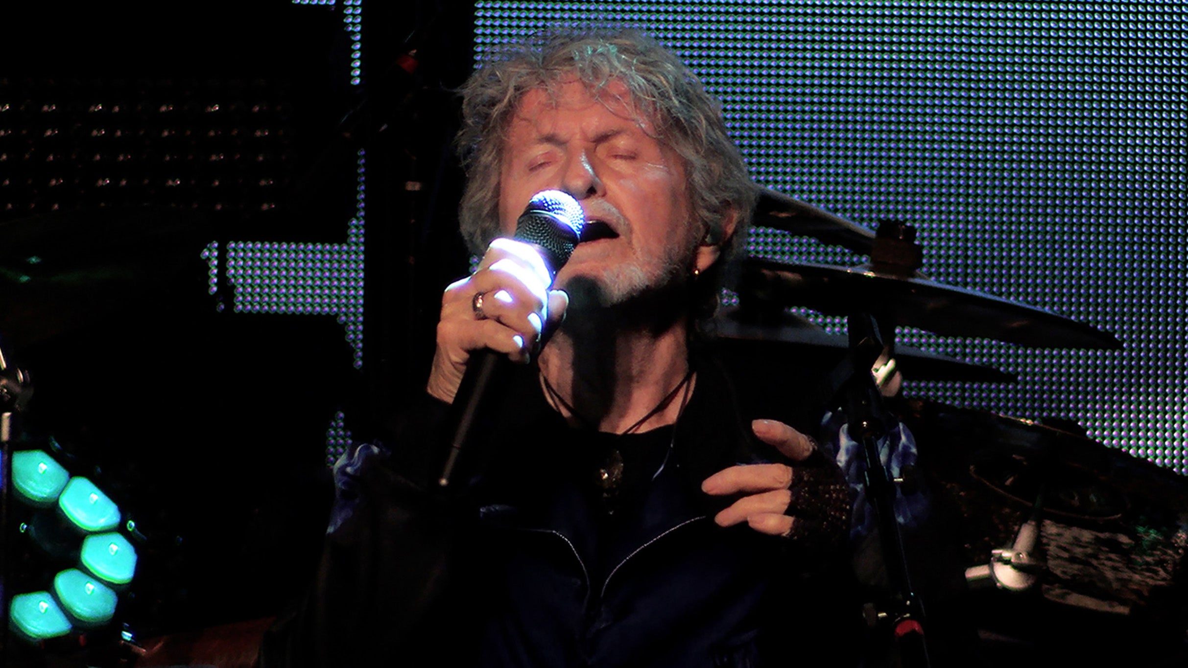 Jon Anderson & The Band Geeks at Coronado Theatre – Rockford, IL