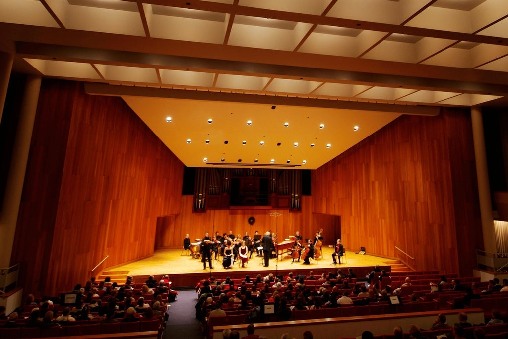 Center for 21st Century Music: Slee Sinfonietta