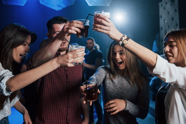 Brad Paisley - PRE-SHOW PARTY (5:30pm-7:30pm) presented by Skip presales in Winnipeg