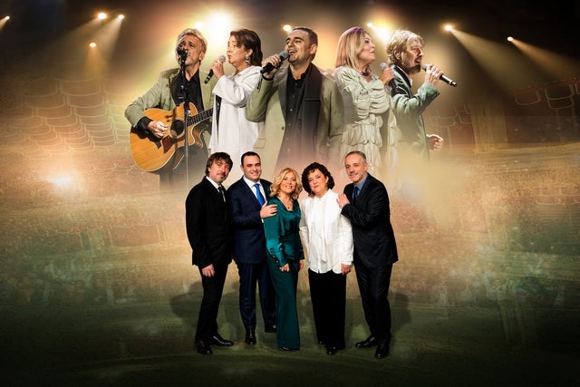 Presales to mocedades: members use these when buying pre-sale tickets
