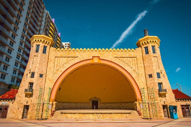 Star Spangled Summer: REO Survivor & Co. & Chicago Rewired presales in Daytona Beach