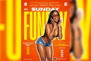 Girls Gone Wild - Sunday Funday
