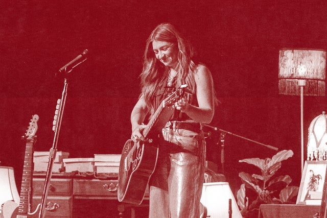 Official presale code Tenille Townes - The Living Room Tour