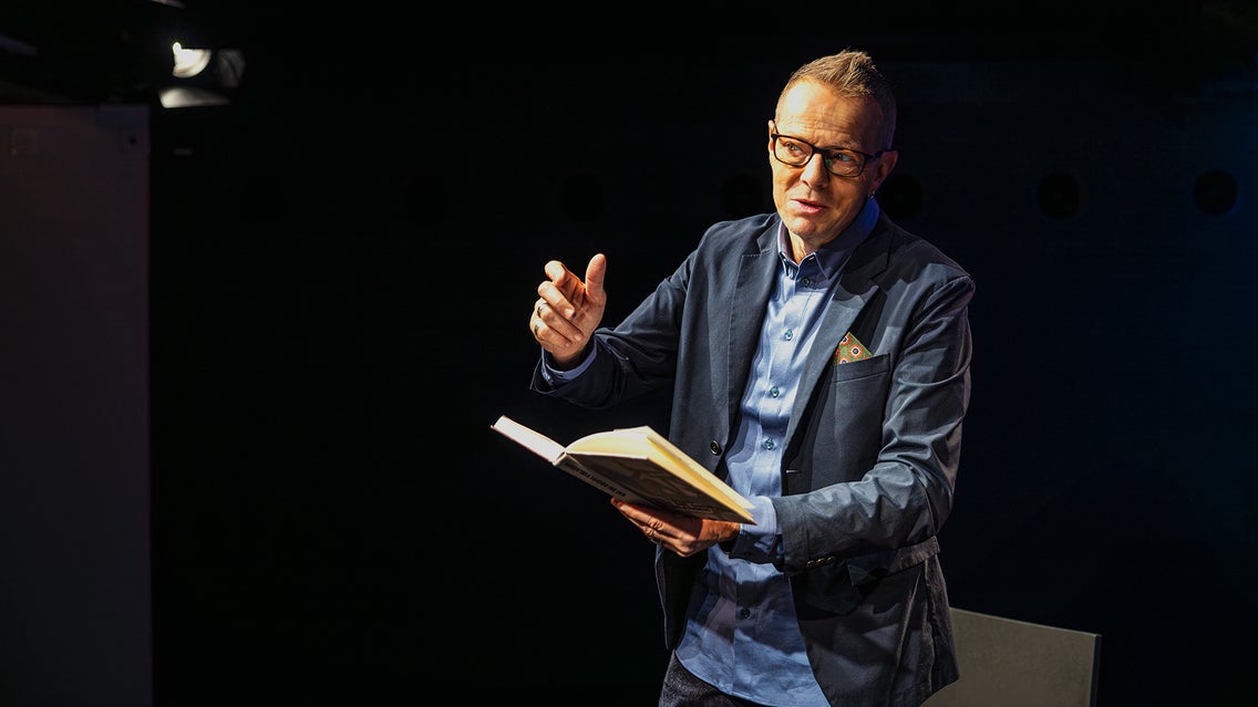 Bänz Friedli räumt auf event image
