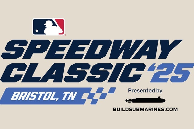 MLB Speedway Classic - Cincinnati Reds v Atlanta Braves