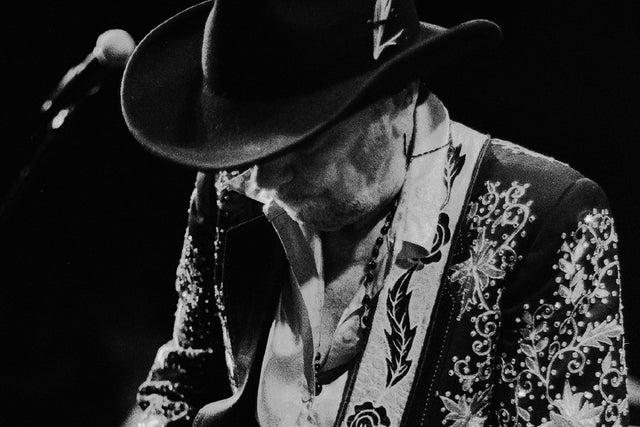 Presales to daniel lanois: members use these when buying pre-sale tickets