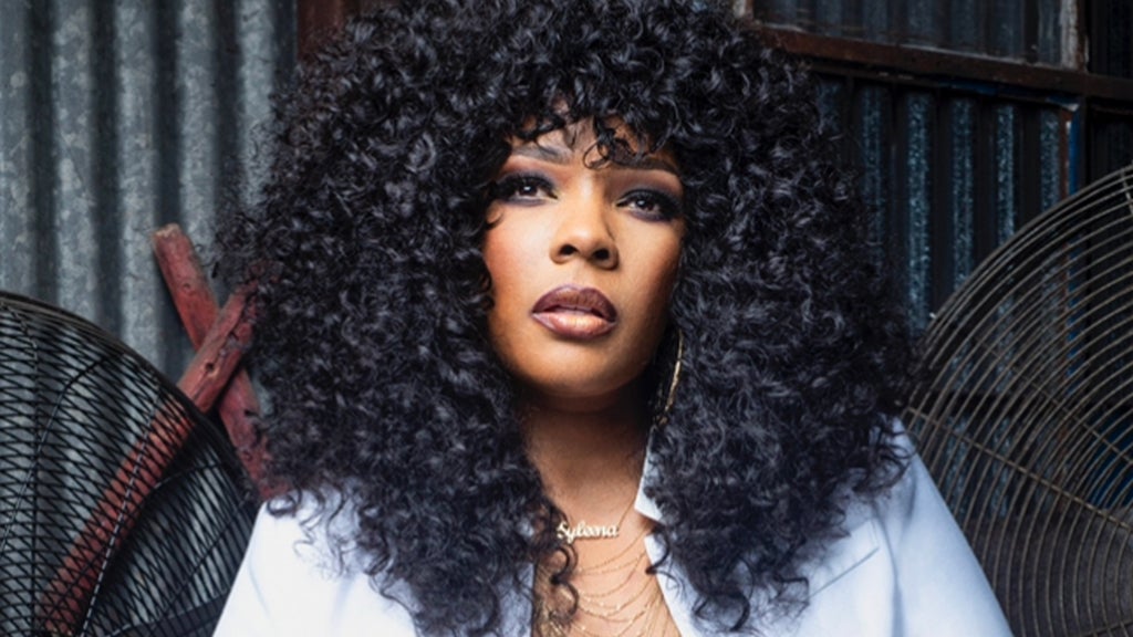 Syleena Johnson