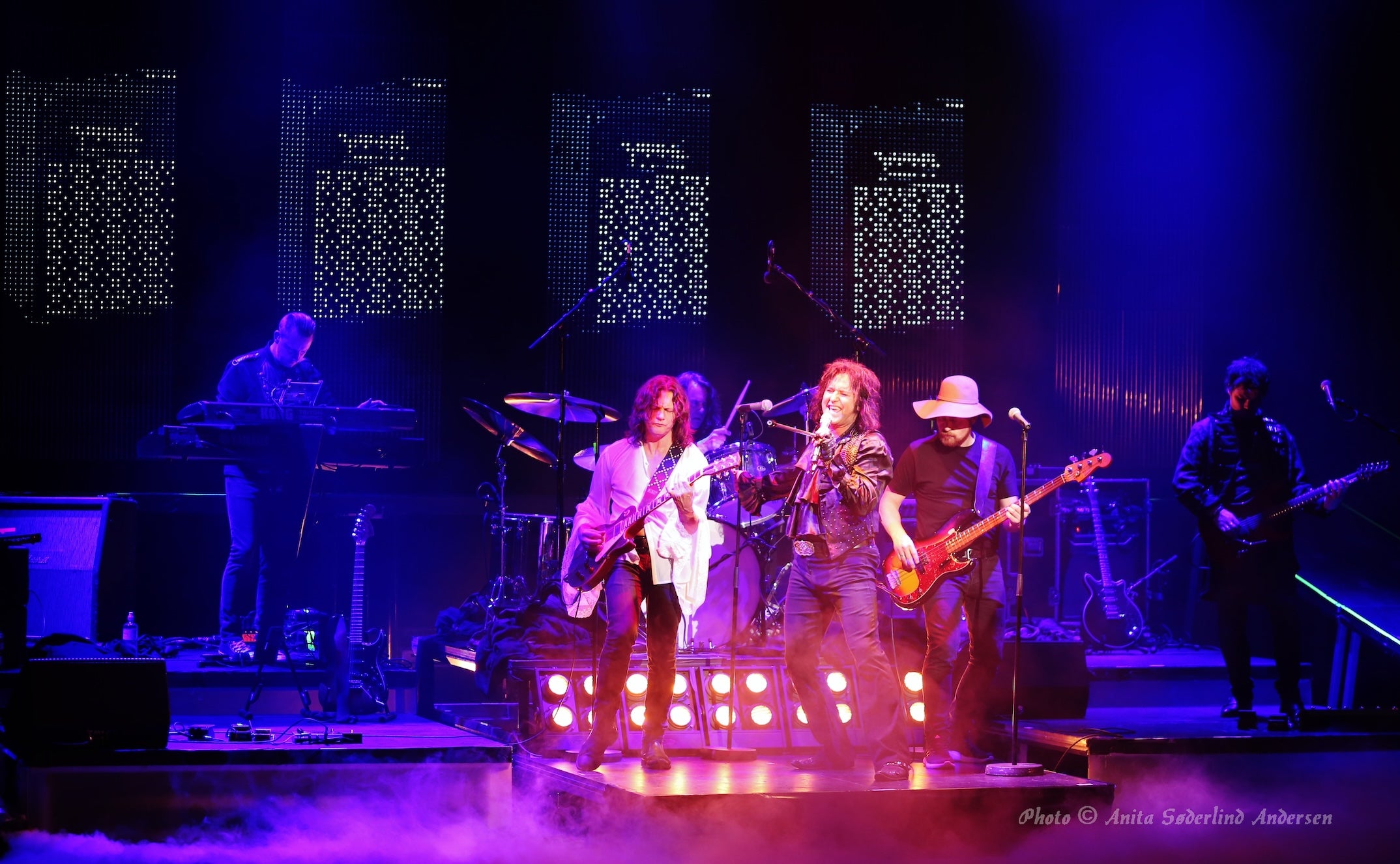 QUEEN - THE GOLDEN YEARS