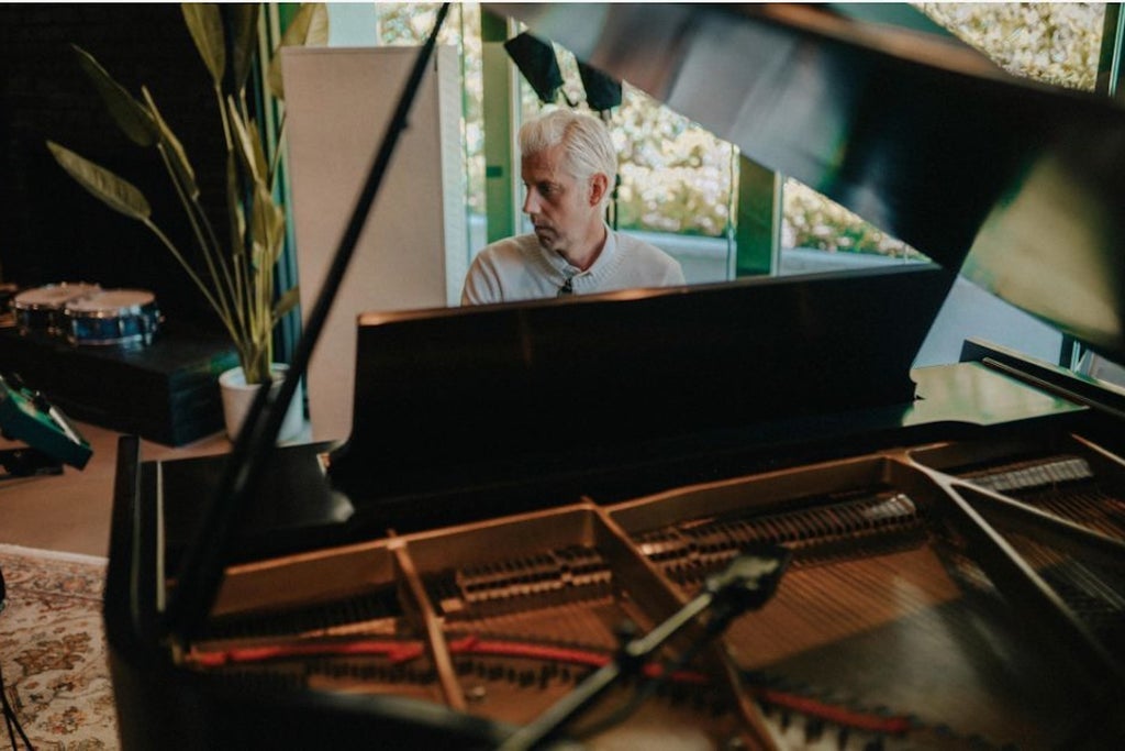 An evening with Andrew McMahon and his piano