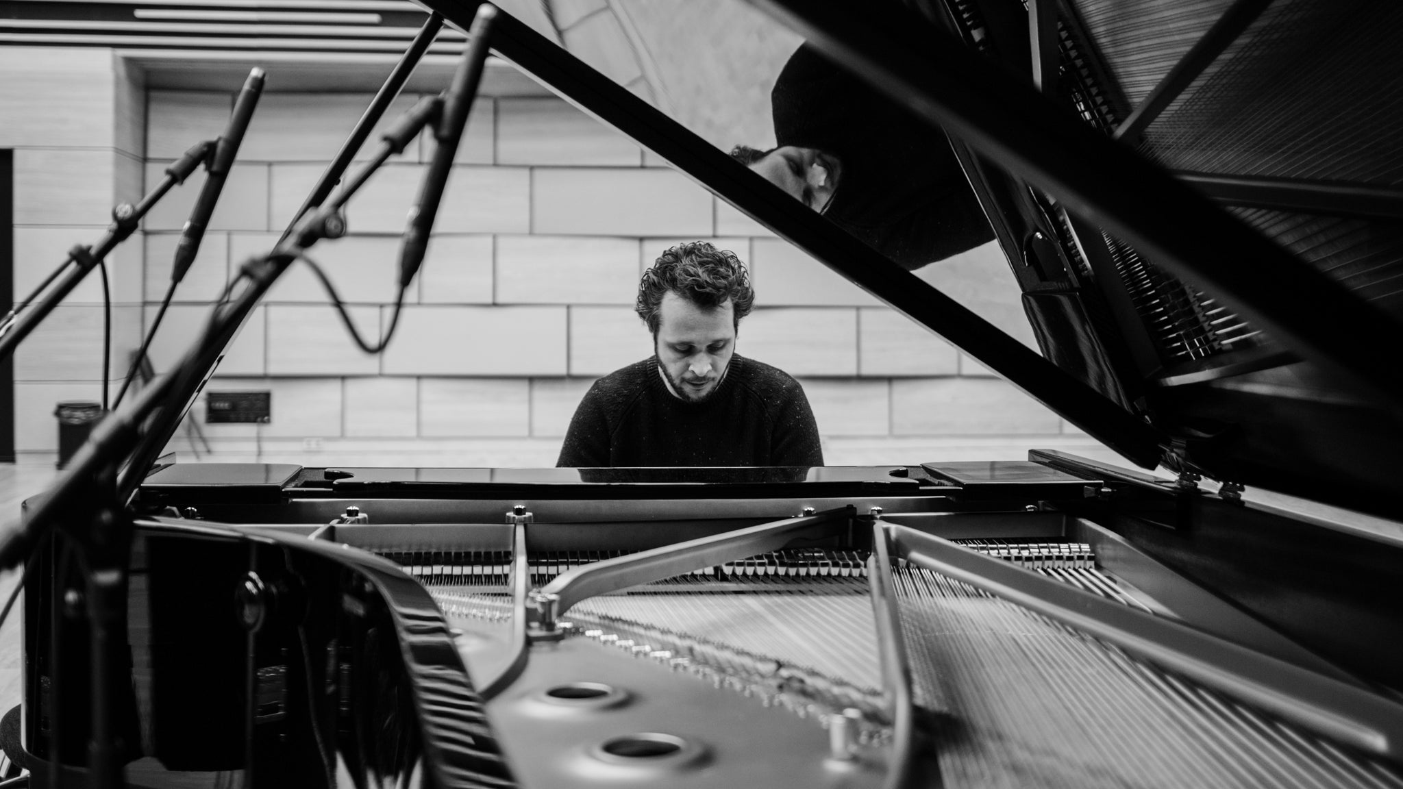 Ambitus presents: Frerick den Haan