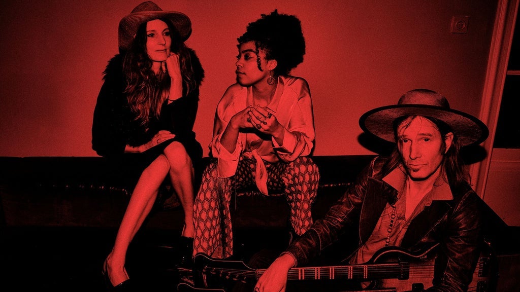 Stef Kamil Carlens & The Poem