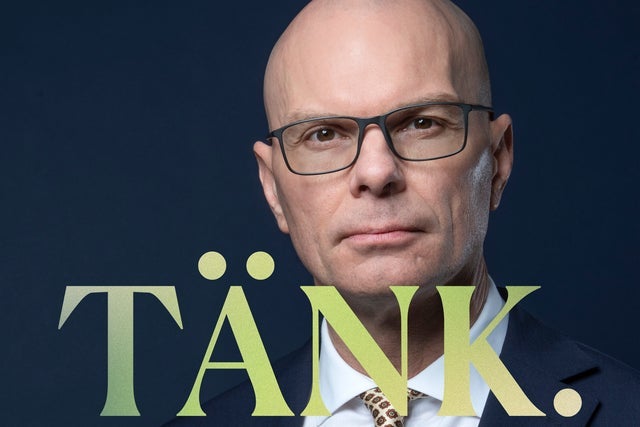 Ticket Reselling T&Auml;NK: Stefan Olafsson, Uteliggaren som blev advokat