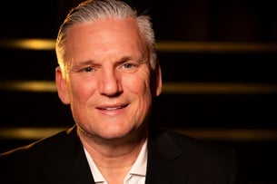 Foredrag med Nikolaj Jacobsen - Hos mig gør man sig umage