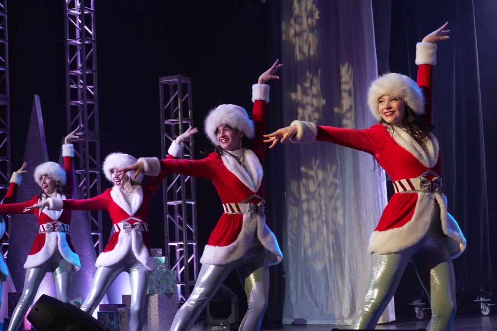 Frost - A Holiday Cirque Extravaganza