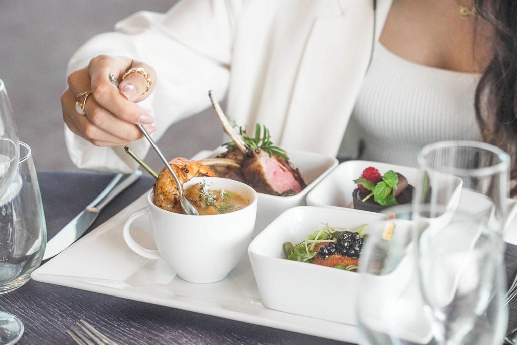 LIVE RESTAURANT MSO DINNER ADD-ON 5:00 PM