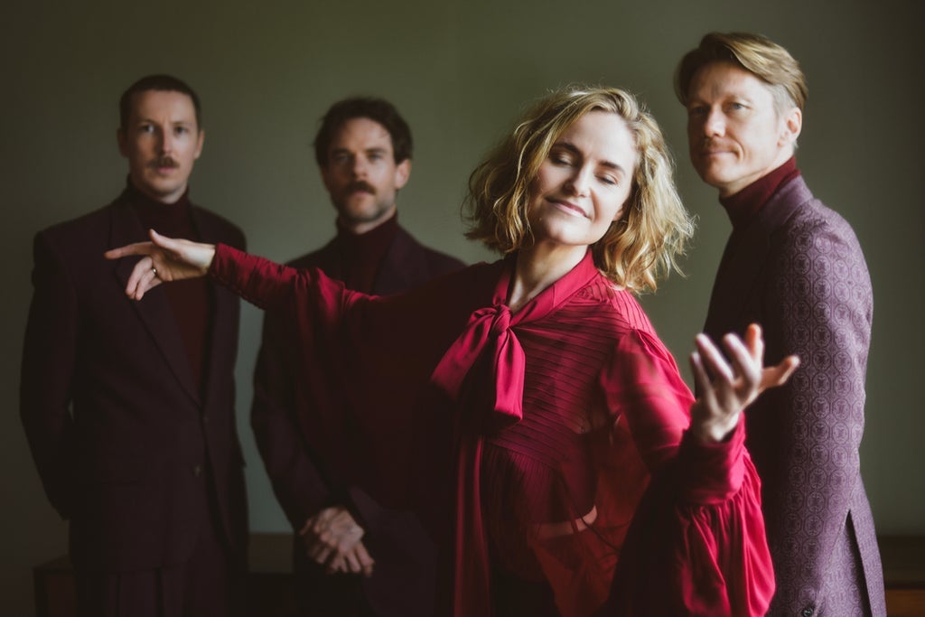 Darling West: Lights – Juleturné 2026