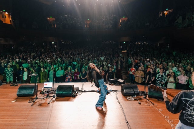 Presales to pub choir eyes up! 2026 us tour: members use these when buying pre-sale tickets