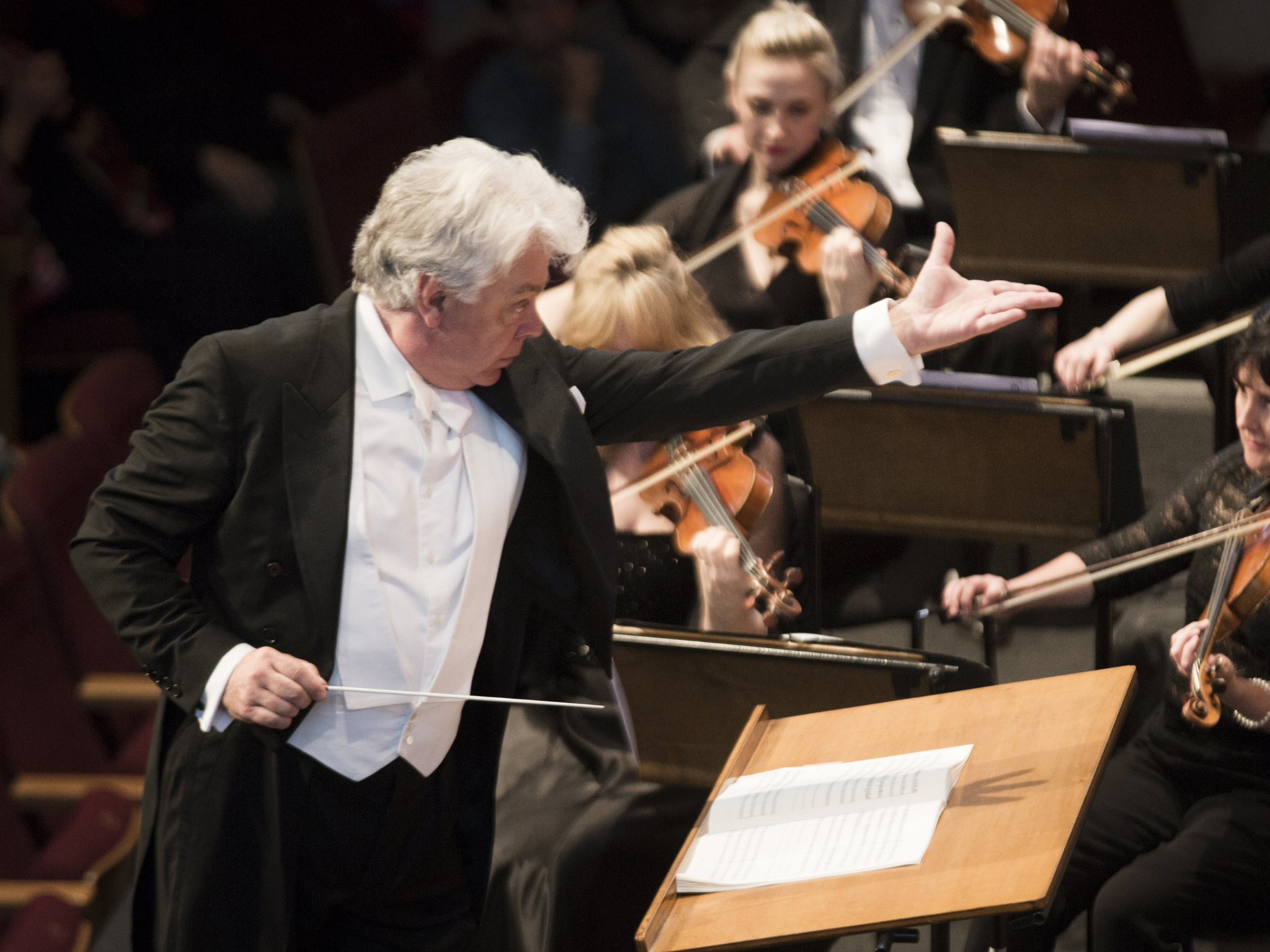 JAX SYMPHONY: BERNSTEIN & STRAVINSKY
