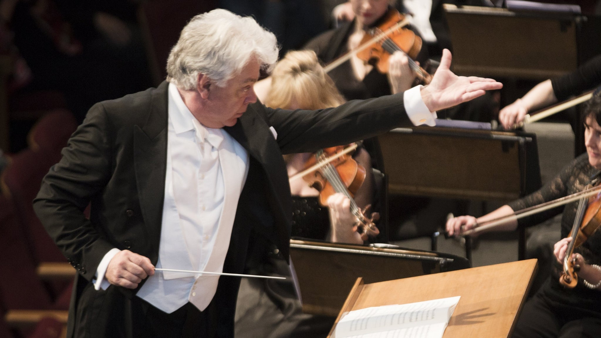 JAX SYMPHONY: BERNSTEIN & STRAVINSKY