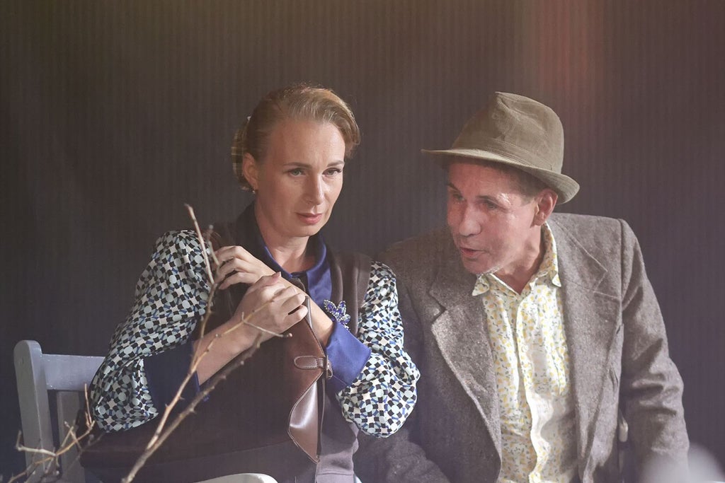 «En benk» av A. Gelman show poster