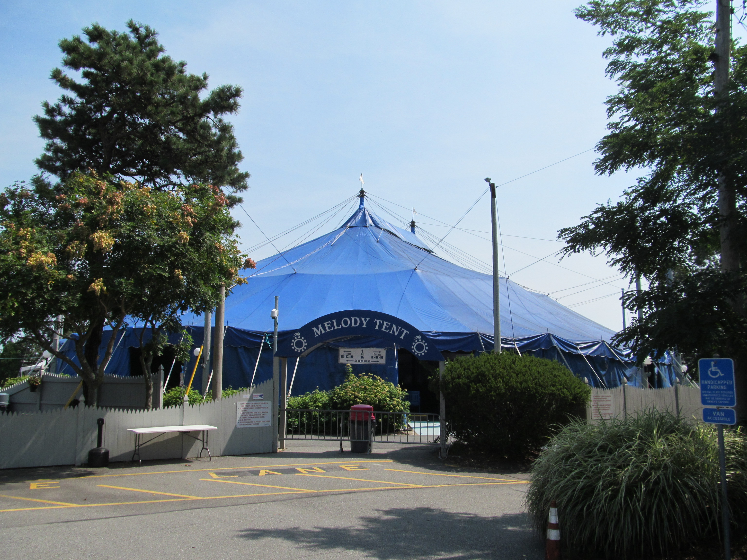 Cape Cod Melody Tent Hyannis Tickets, Schedule, Seating Chart
