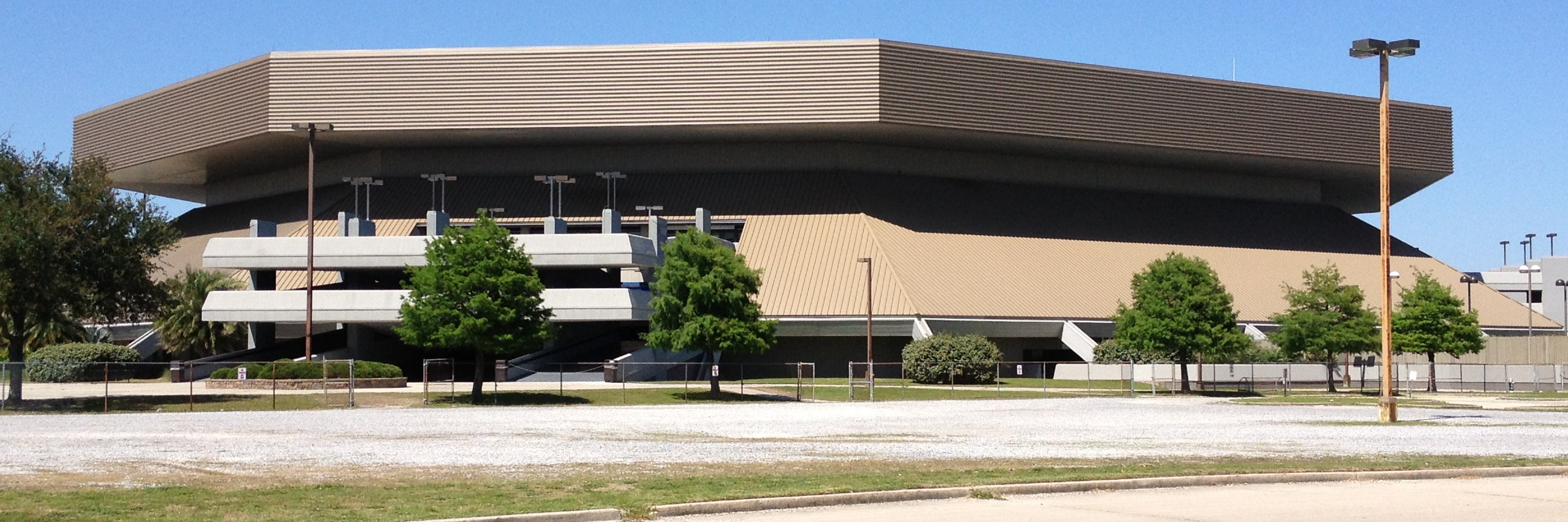 Uno Lakefront Arena New Orleans Tickets Schedule Seating