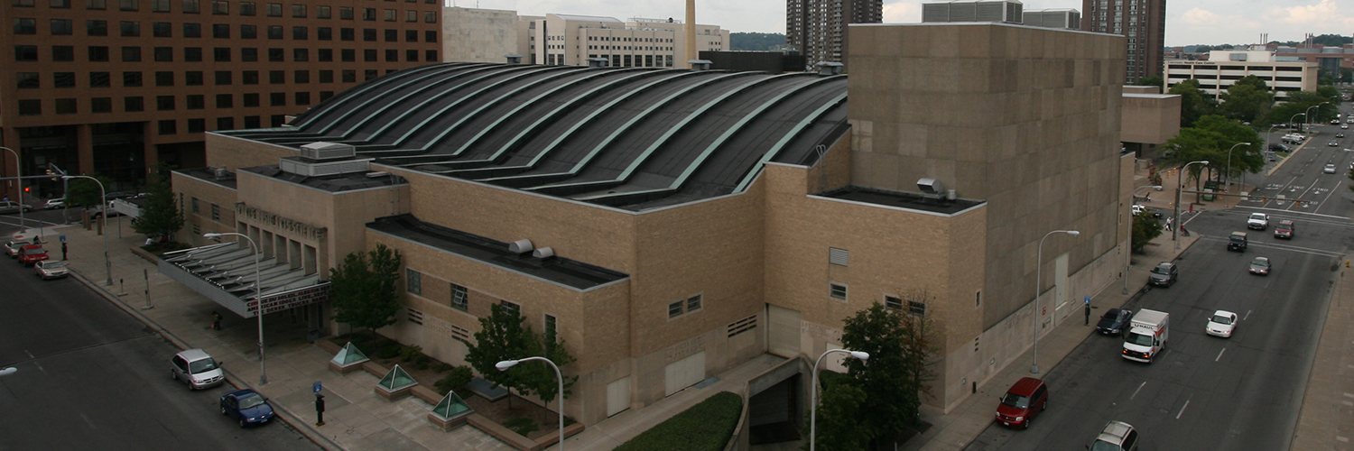 Upstate Medical University Arena at The Oncenter War Memorial