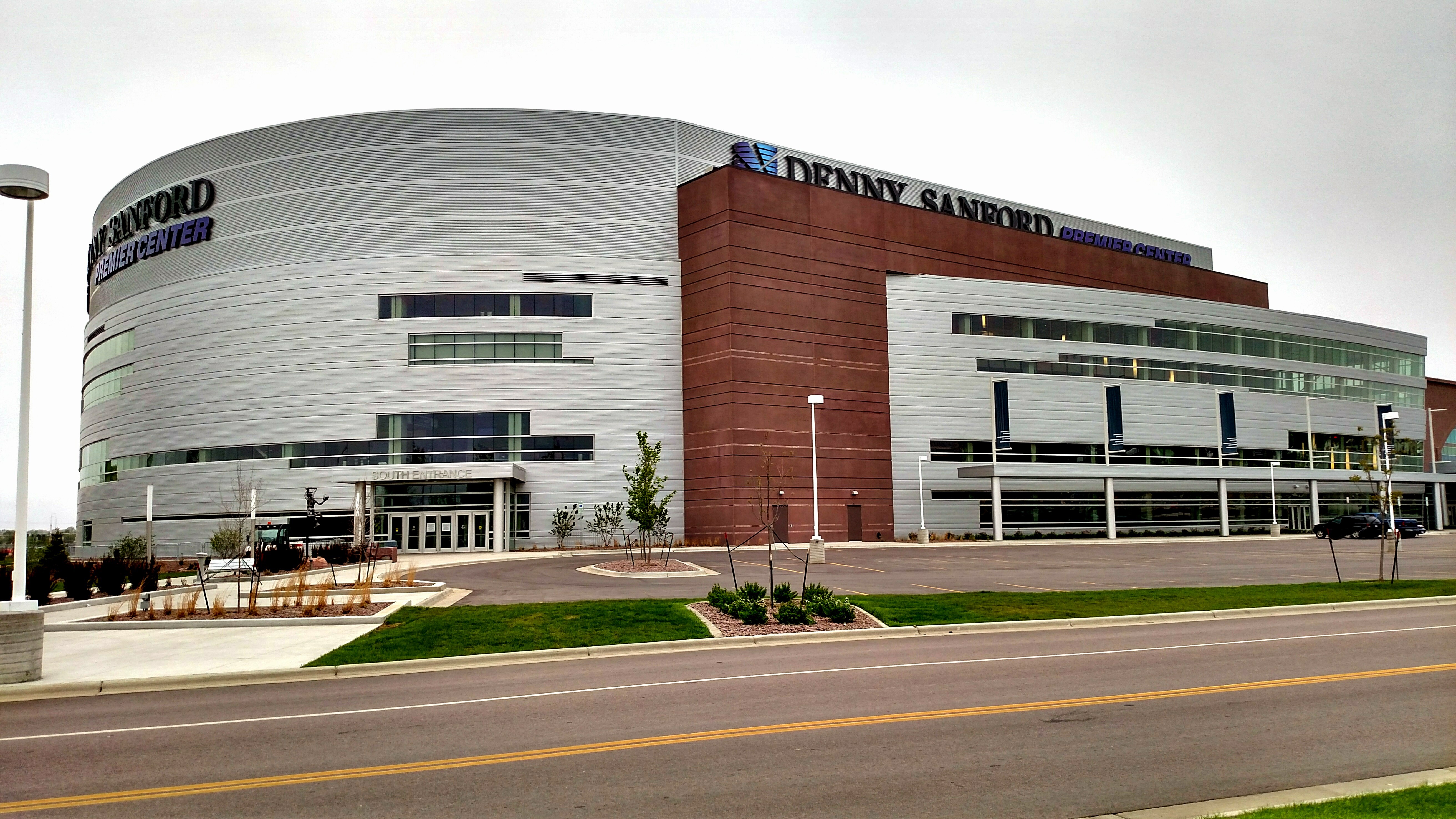 Denny Sanford PREMIER Center