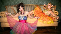 Grits & Glamour