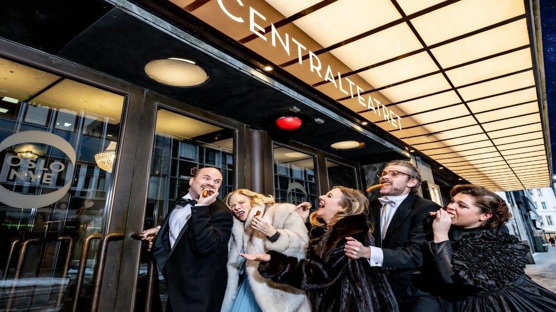 Centralrevyen - En wiener med alt