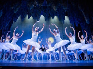 Schwanensee – St. Petersburg Festival Ballet Schwanensee – St. Petersburg Festival Ballet