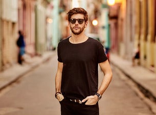 Alvaro Soler / Stockfoto Sofia Ellar Und Alvaro Soler Bei Der Verleihu ...