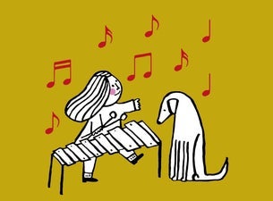 Un pianoforte, un cane, una pulce e una bambina