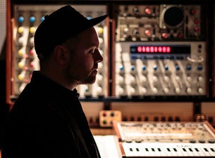 DJ Shadow